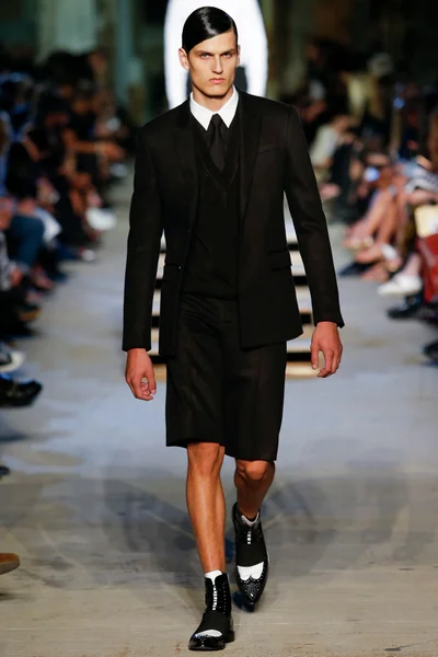 Look 52